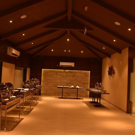 Laxmi Film City Resort Vadodara Luaran gambar